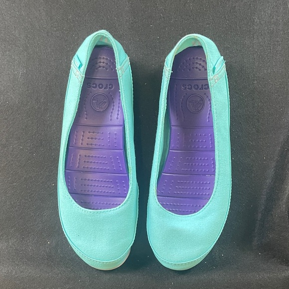 CROCS Shoes - Crocs Women’s Teal Canvas Ballet Flats with Purple Footbed